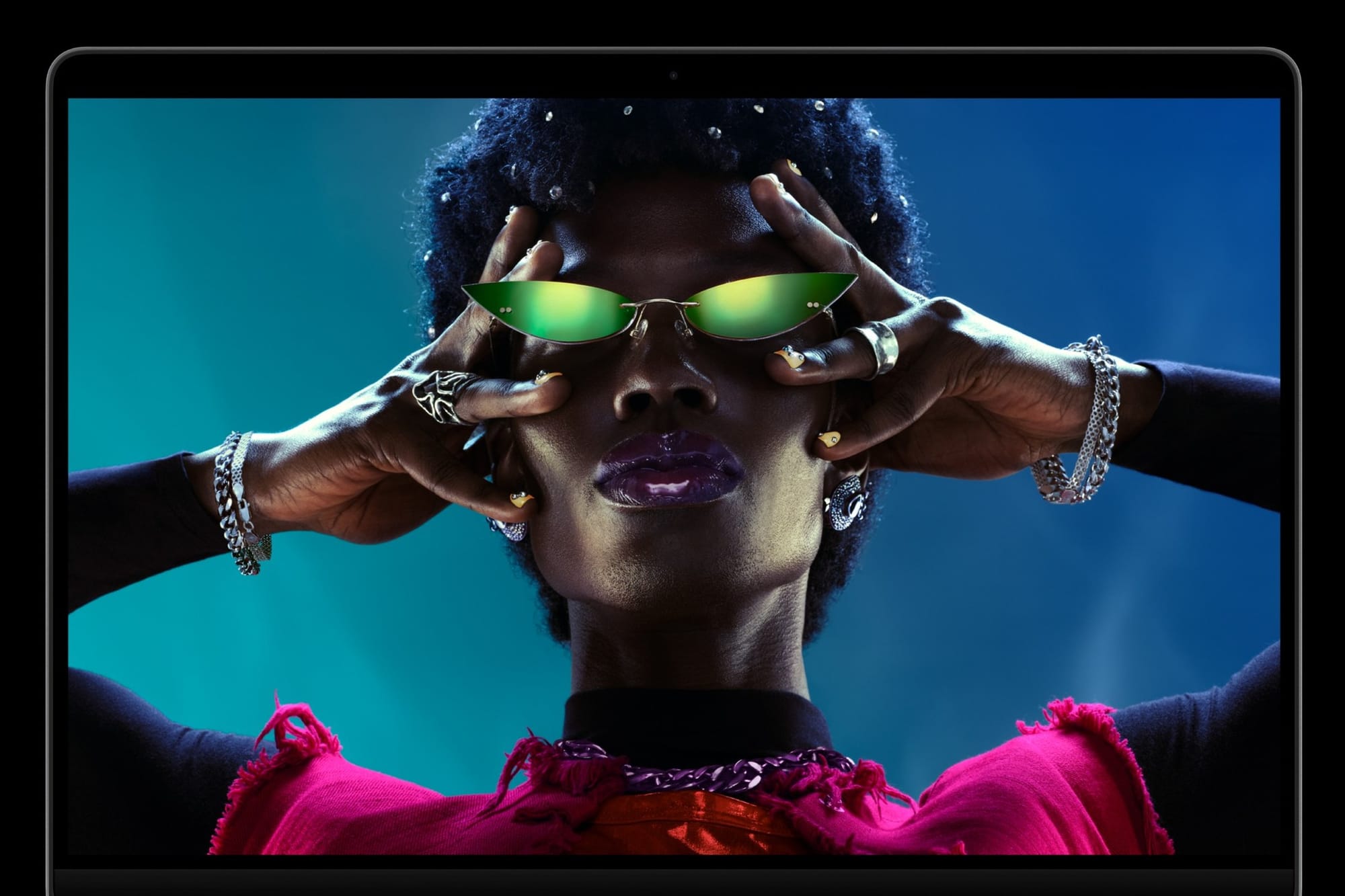 The Liquid Retina XDR display on the 14-inch MacBook Pro with M6