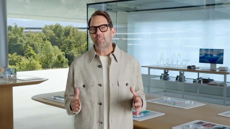 Another Key Executive Exits Apple: Alan Dye's Move to Meta Signals Continued Leadership Exodus